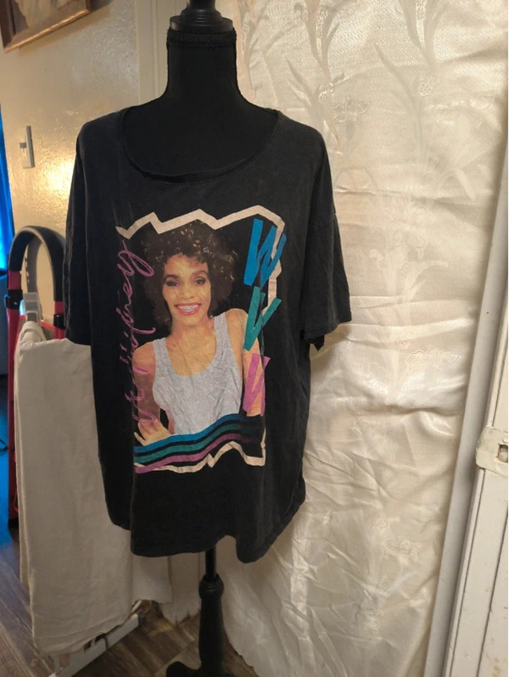 #Whitneyhouston #Retrographicter #bandtee